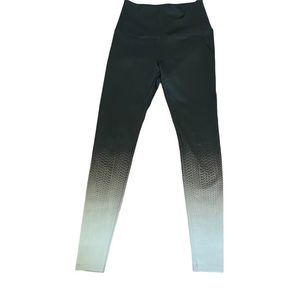 Beyond Yoga Black to Light Blue Ombre Leggings